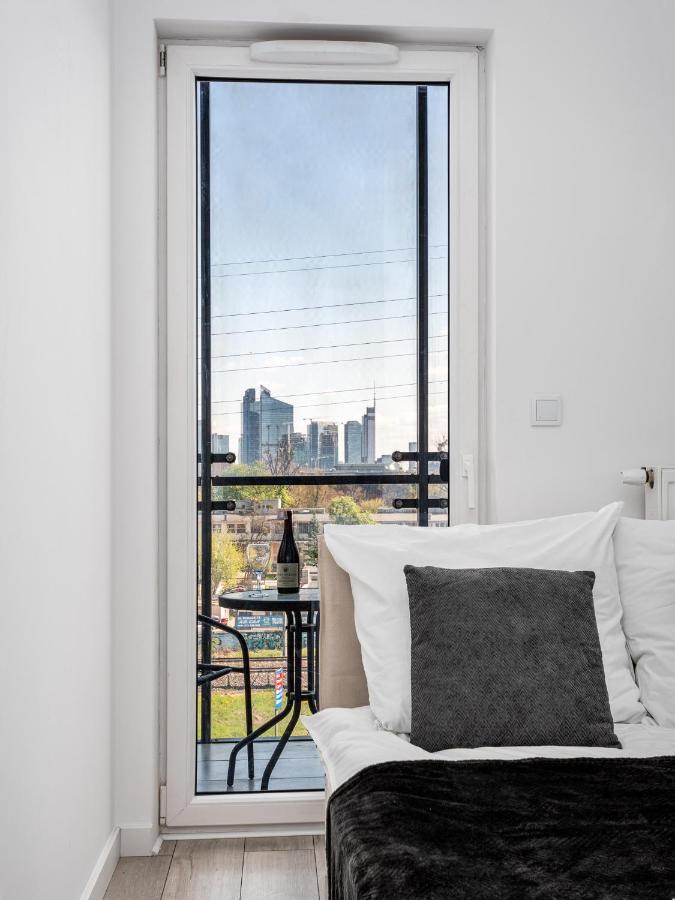 ワルシャワApartament Ks Wola Prymasa 407アパートメント エクステリア 写真